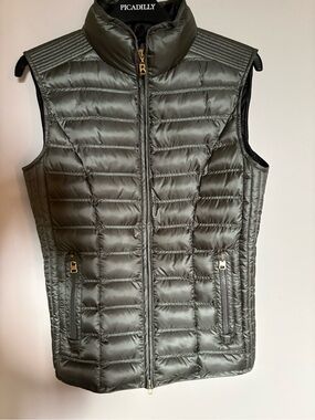 Bogner Quilted Puffer Vest in Olive Green